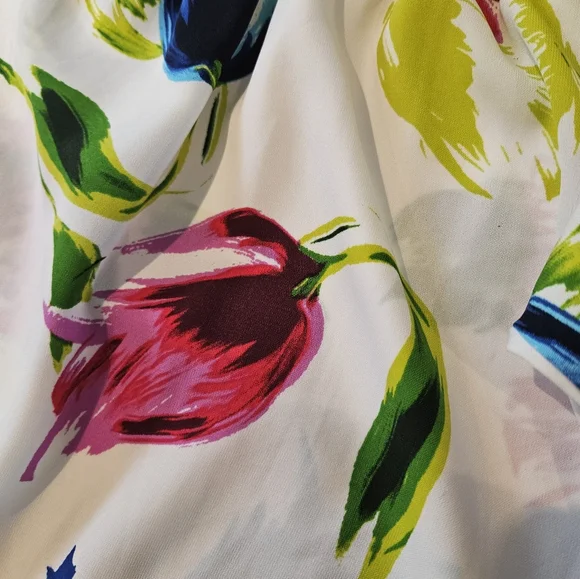 Off the shoulder, bright floral top.  Flat friendly! - Picture 3 of 6